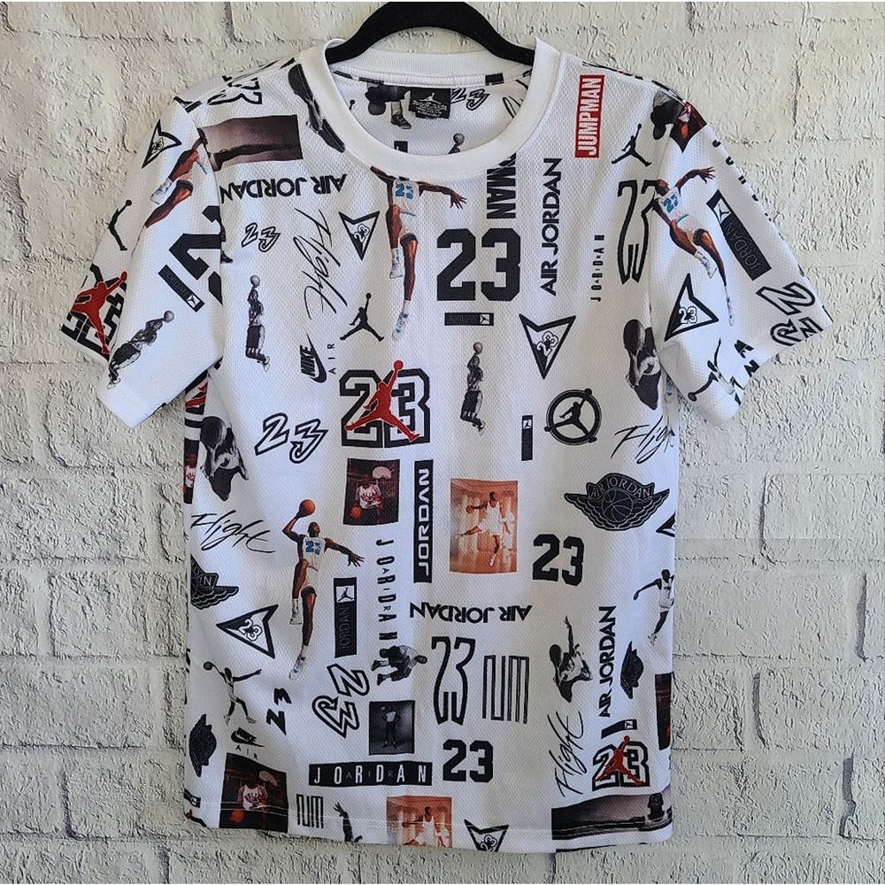 Boys‎ Air Jordan Nike All Over Print Stencil Retro Graphic Tee SZ XL